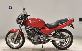 KAWASAKI BALIUS 250 2019 ZR250A