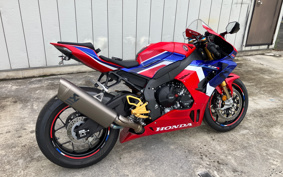 HONDA CBR1000RR-R FB SP 2020 SC82