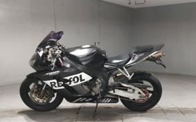 HONDA CBR1000RR 2005 SC57