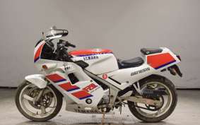 YAMAHA FZR250 2KR