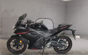 YAMAHA YZF-R25 RG10J
