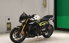 TRIUMPH TRIUMPH STREET TRIPLE RS 2018