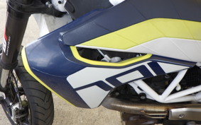 HUSQVARNA 701SM 2016