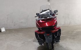 HONDA GL1800 TOUR DCT SC79