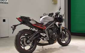 TRIUMPH STREET TRIPLE R 2021