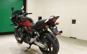 HONDA CB400 SUPER BOLDOR VTEC 2011 NC42