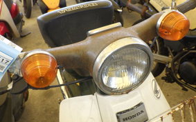 HONDA C50 SUPER CUB C50