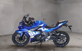 SUZUKI GSX250 R DN11A