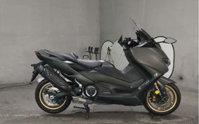 YAMAHA T-MAX 560 SJ19J