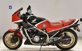 HONDA VF750F 1988 RC15