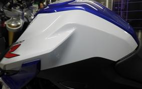BMW F900R 2024