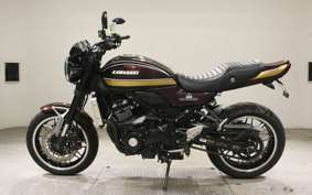 KAWASAKI Z900RS 2025 ZR900K