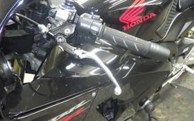 HONDA CBR600RR GEN 2 2005 PC37