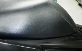 YAMAHA N-MAX 155 A SG50J