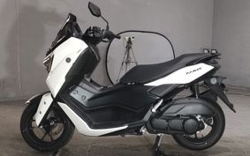 YAMAHA N-MAX 125