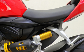 DUCATI STREET FIGHTER V2 2023 3F00