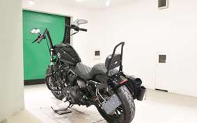 HARLEY XL883N 2013