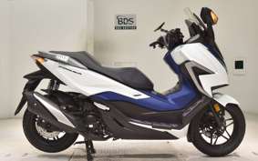 HONDA FORZA 250 MF15