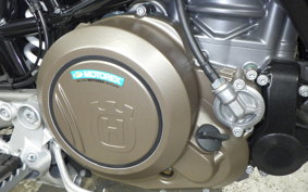 HUSQVARNA 701SM 2025
