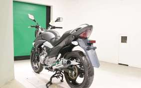 SUZUKI GSR250