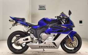 HONDA CBR1000RR 2005 SC57