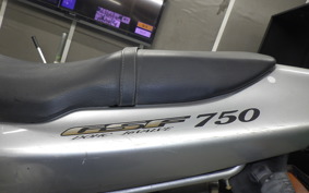 SUZUKI GSF750 1999 GR7EA