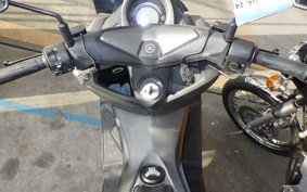 YAMAHA N-MAX SED6J