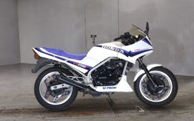 HONDA VT250F MC08