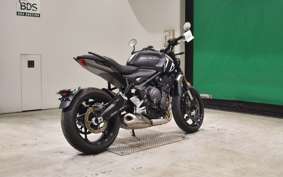 TRIUMPH TRIDENT 660 2023