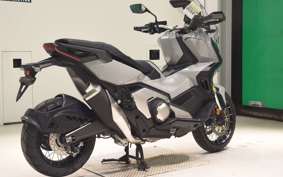 HONDA X-ADV 750 2024