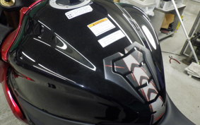 SUZUKI GSX-S1000F 2017
