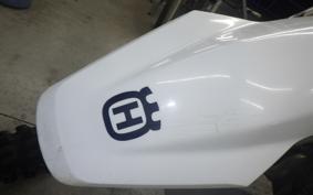 HUSQVARNA FC450