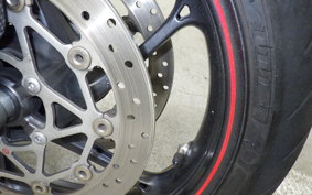 TRIUMPH DAYTONA 675 R 2015