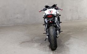HONDA CBR650F 2016 RC83