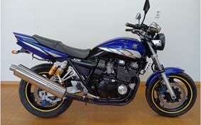 YAMAHA XJR400 R 2002 RH02J