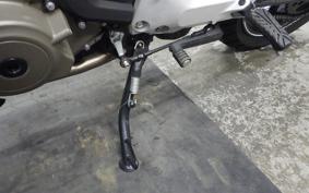 HUSQVARNA SVARTPILEN 250