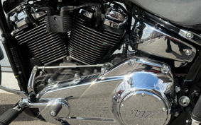 HARLEY FXBR 2023 YEZ