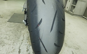 HONDA CBR650R E-Clutch 2025 RH17