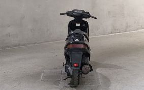 SUZUKI ADDRESS V100 CE11A