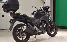 SUZUKI Vｽﾄﾛｰﾑ250A 1998