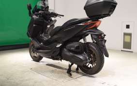 HONDA FORZA 250 2015 MF17