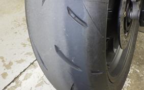 HONDA CBR650R E-Clutch 2025 RH17