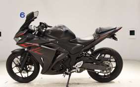 YAMAHA YZF-R25 A 2020 RG10J