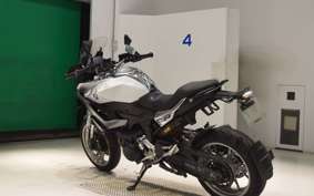 BMW F900XR 2020