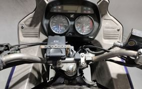 HONDA XL1000V VARADERO 2006 SD02