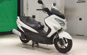 SUZUKI SKYWAVE 200 (Burgman 200)