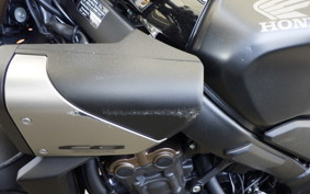 HONDA CB650R E-Clutch 2025 RH17