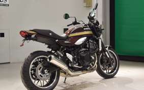 KAWASAKI Z900RS 2025 ZR900K
