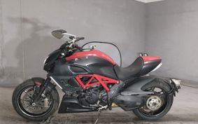 DUCATI DIAVEL CARBON 2011 G100AB