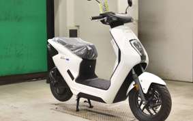 HONDA EM1E: 2021 EF16